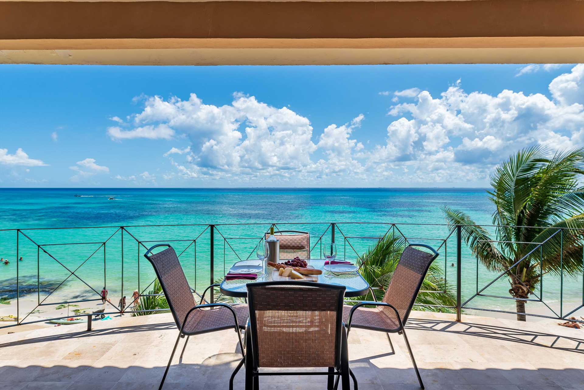 Best Views in Playa!