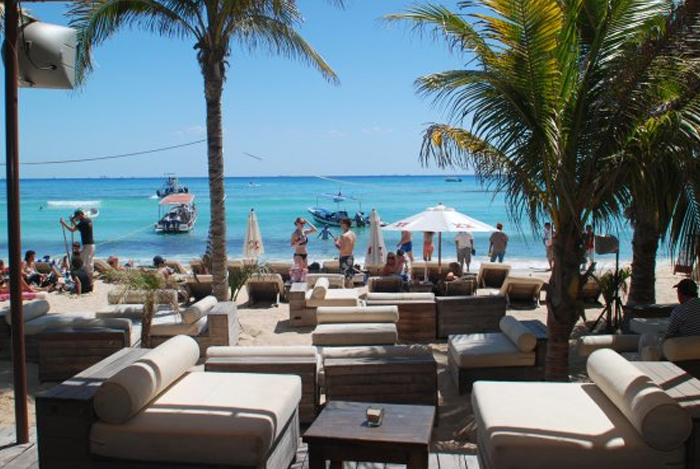 BEACH CLUBS IN PLAYA DEL CARMEN